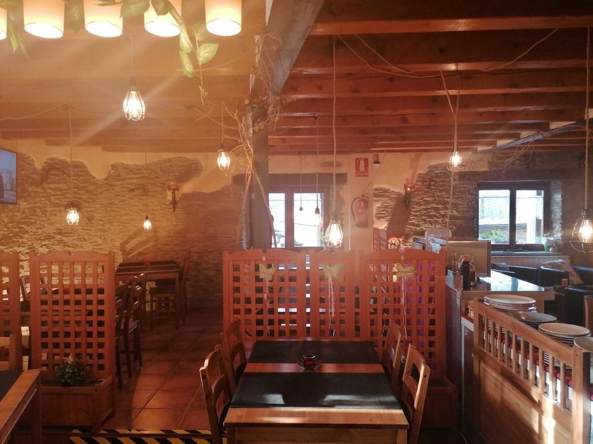 Lo Paller De Roc Montescladó المظهر الخارجي الصورة