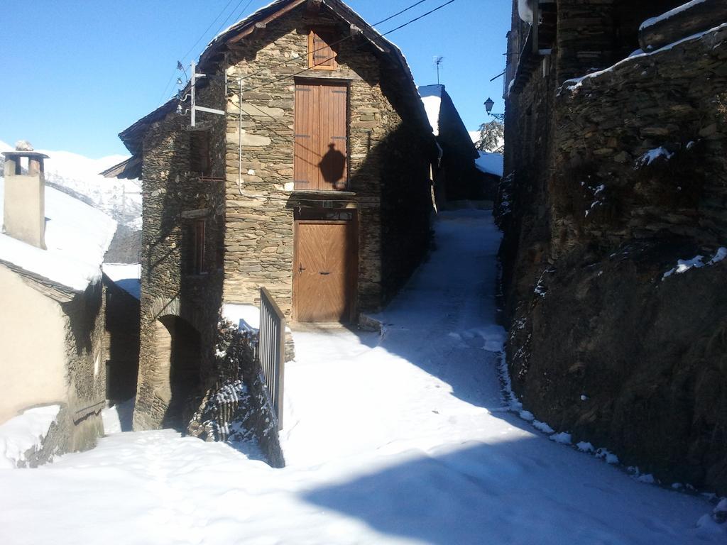 Lo Paller De Roc Montescladó المظهر الخارجي الصورة