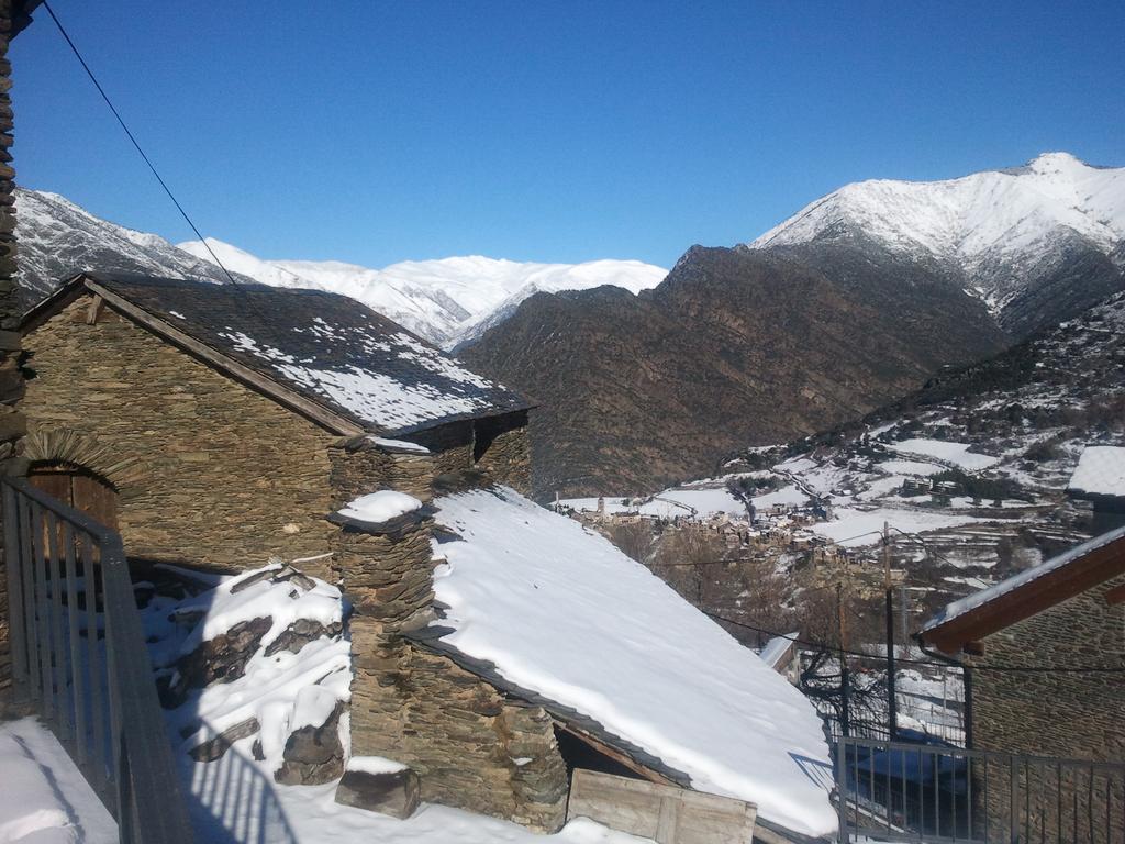 Lo Paller De Roc Montescladó المظهر الخارجي الصورة